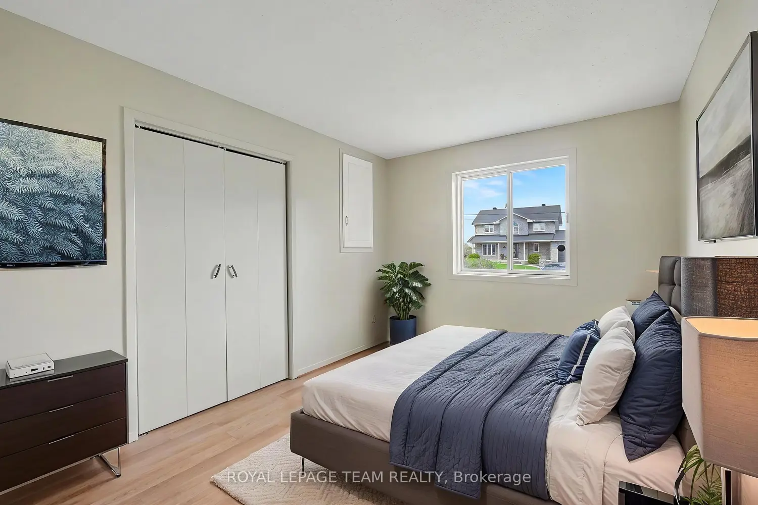 6294 Ottawa Street photo 3