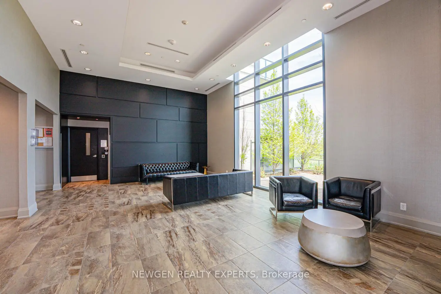 Additional image 9 of 65 Yorkland Boulevard 808