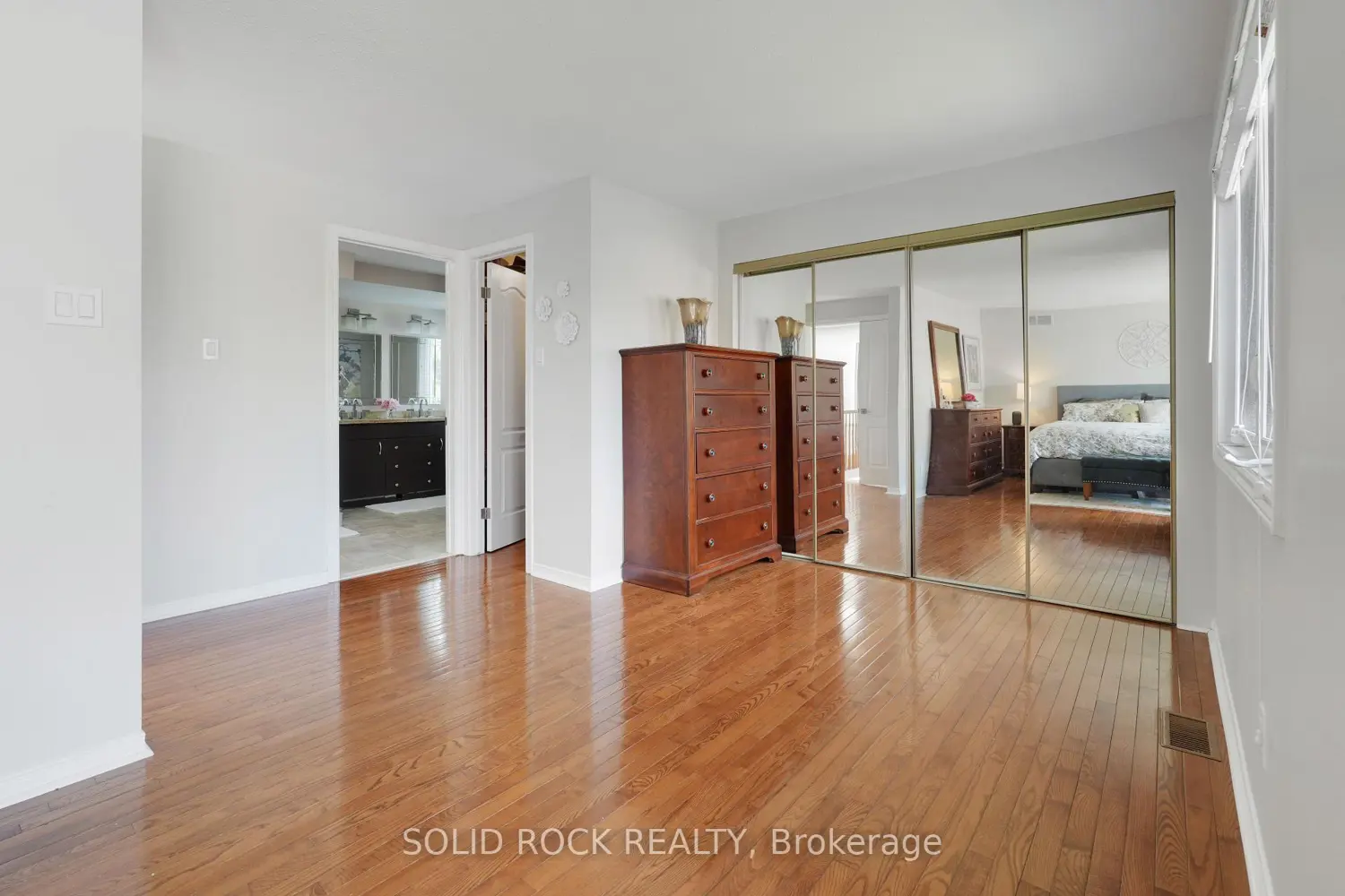 Additional image 9 of 41 Framingham Crescent