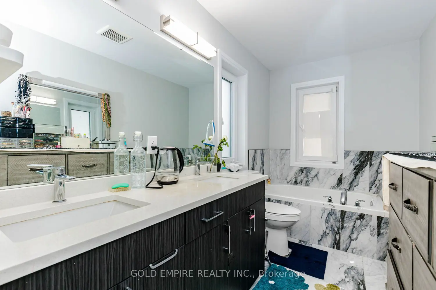Additional image 15 of 2424 Bakervilla Street