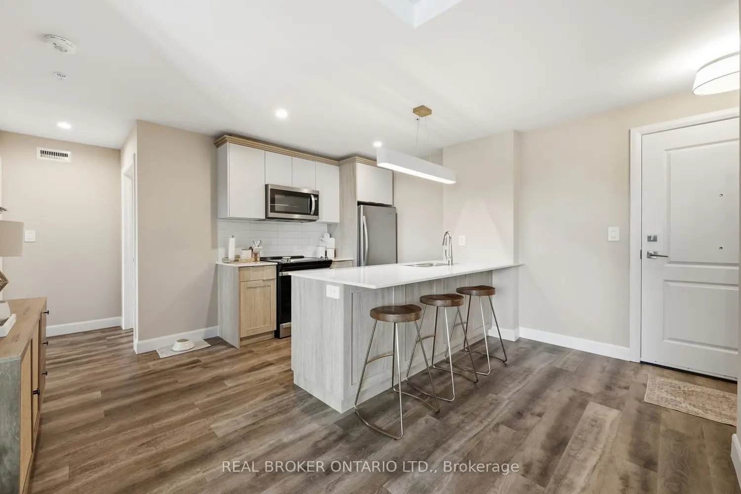 Additional image 12 of 34 Norman Street 313