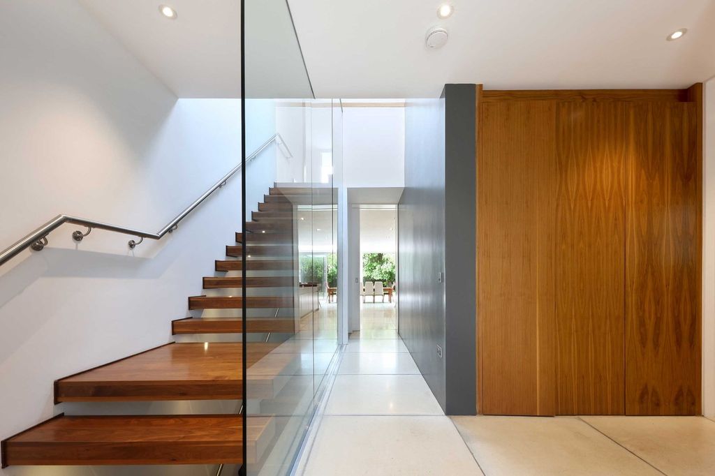 Additional image 12 of 4 bed detached house to rentChanner Drive, Penn, Buckinghamshire HP10