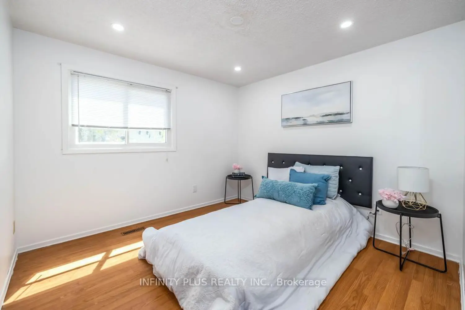 Additional image 5 of 180 St Jerome Crescent