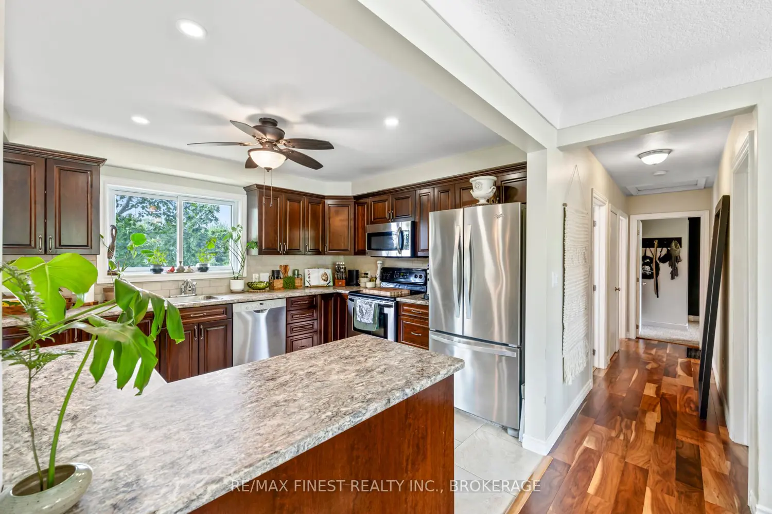 Additional image 2 of 1429 Avondale Crescent