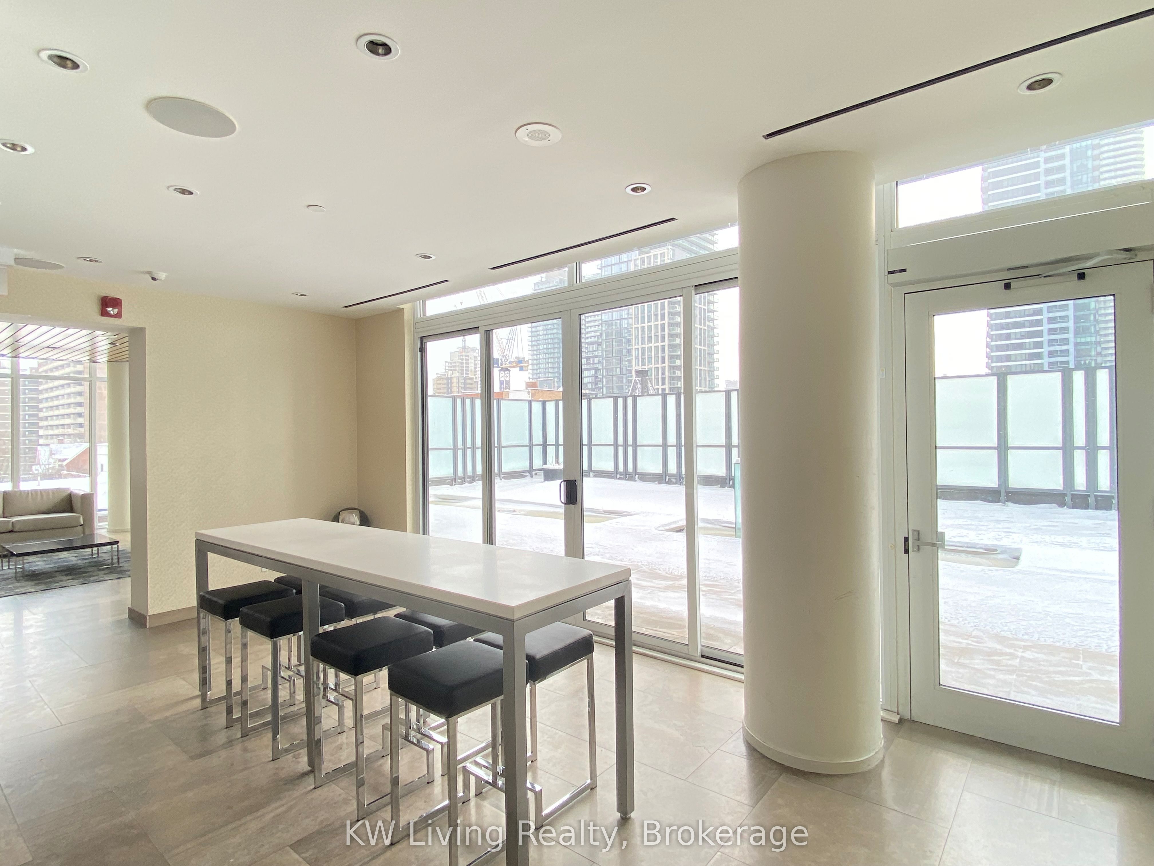 Additional image 2 of 306-75 St Nicholas Street, Toronto, ON, M4Y 0A5