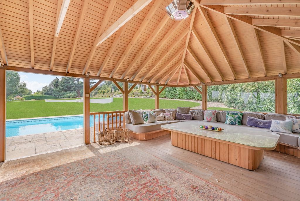 Additional image 12 of 6 bed equestrian for saleBurghfield Common, Reading, Berkshire RG7
