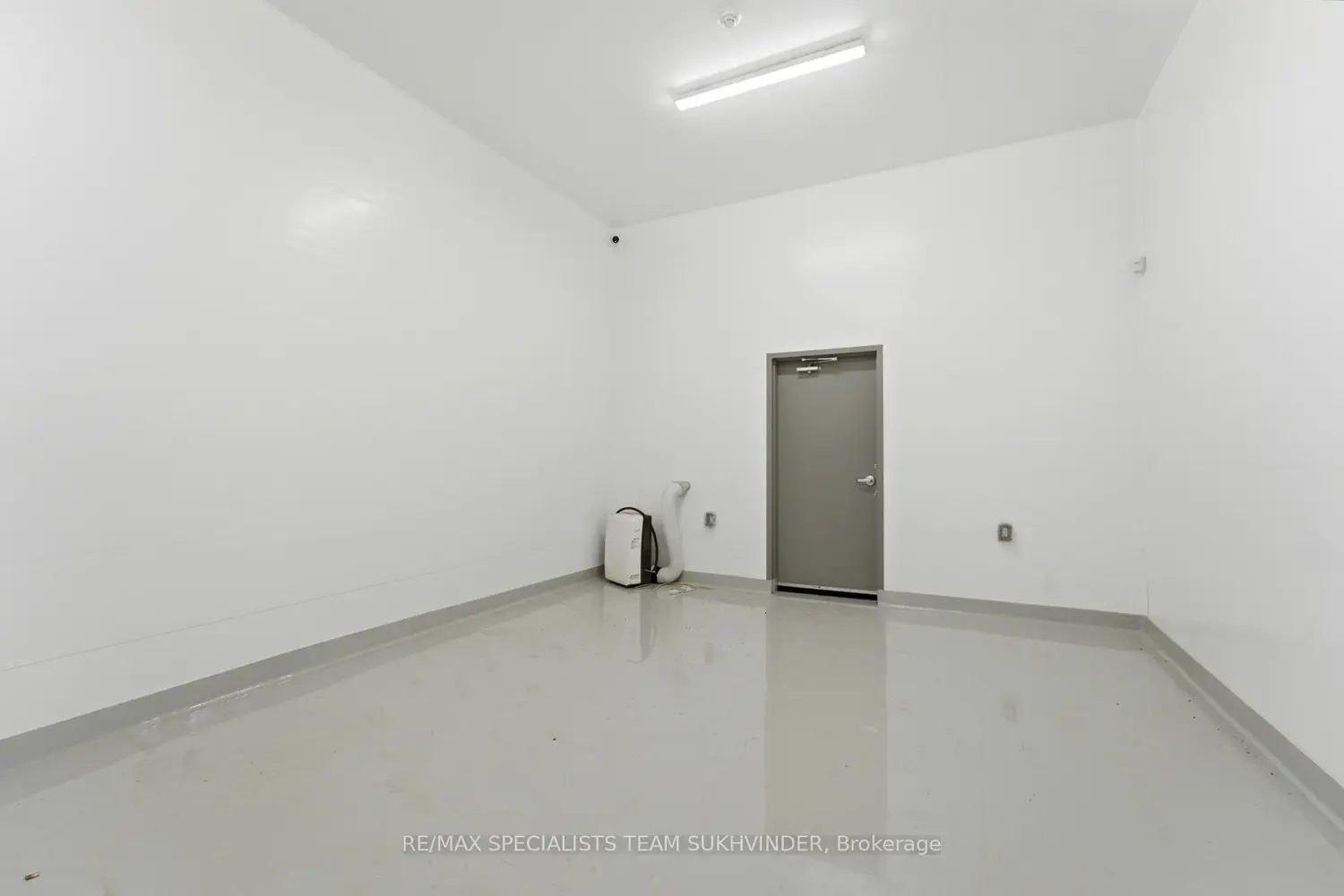 2049 Highpoint Side Road