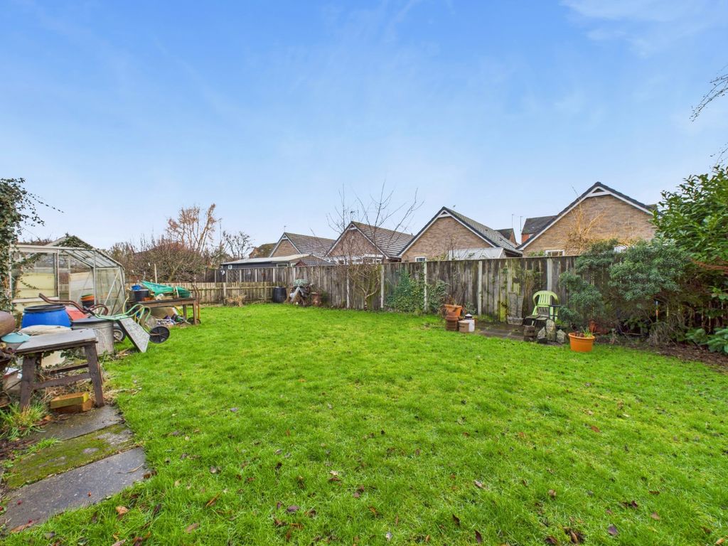 Additional image 10 of 3 bed semi-detached house for saleGolf Links Road, Hull HU6