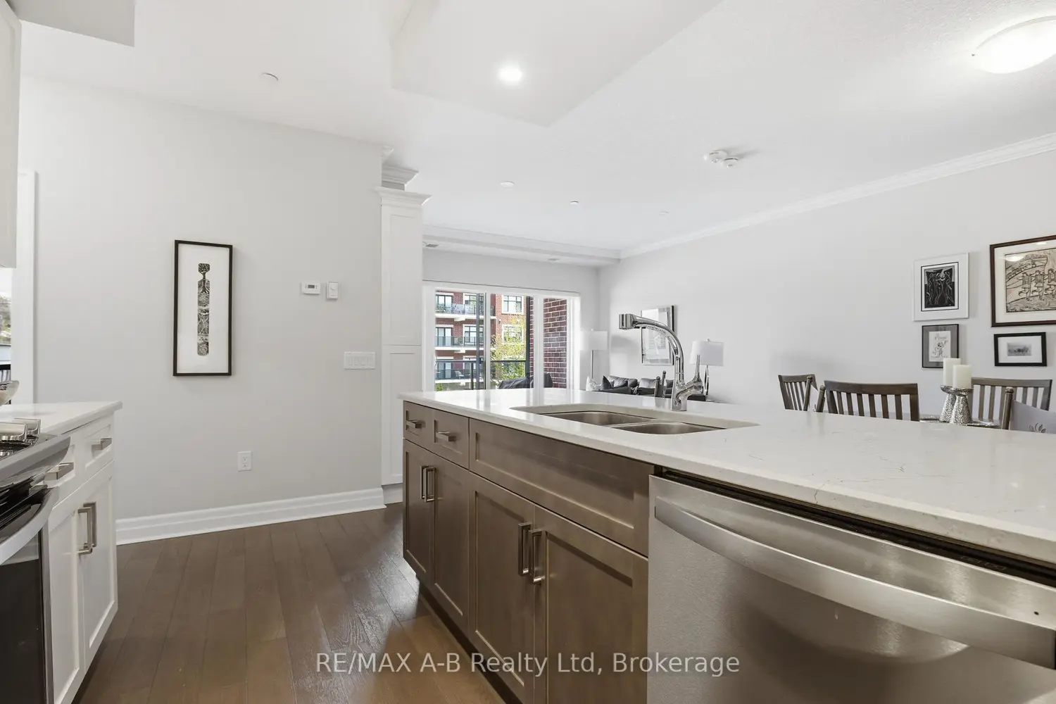 Additional image 7 of 235 John Street 208