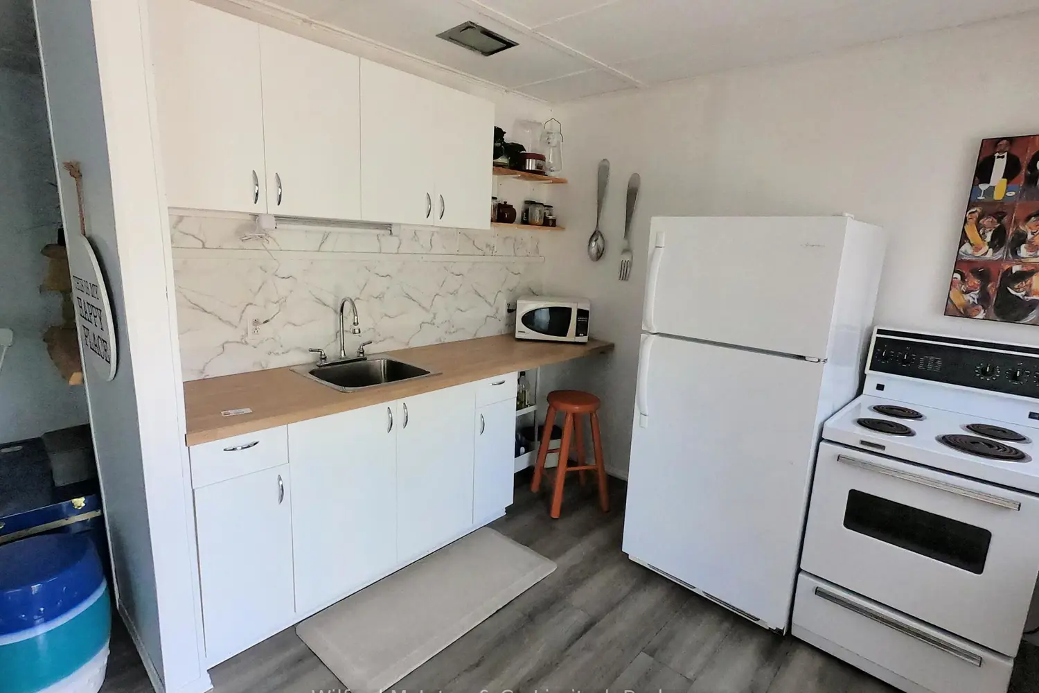 Additional image 8 of 210 Thompson Avenue