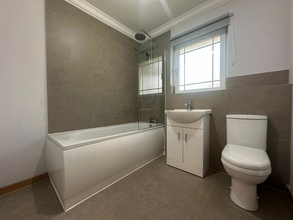 Additional image 17 of 3 bed flat to rentAllands Avenue, Inchinnan, Renfrewshire PA4