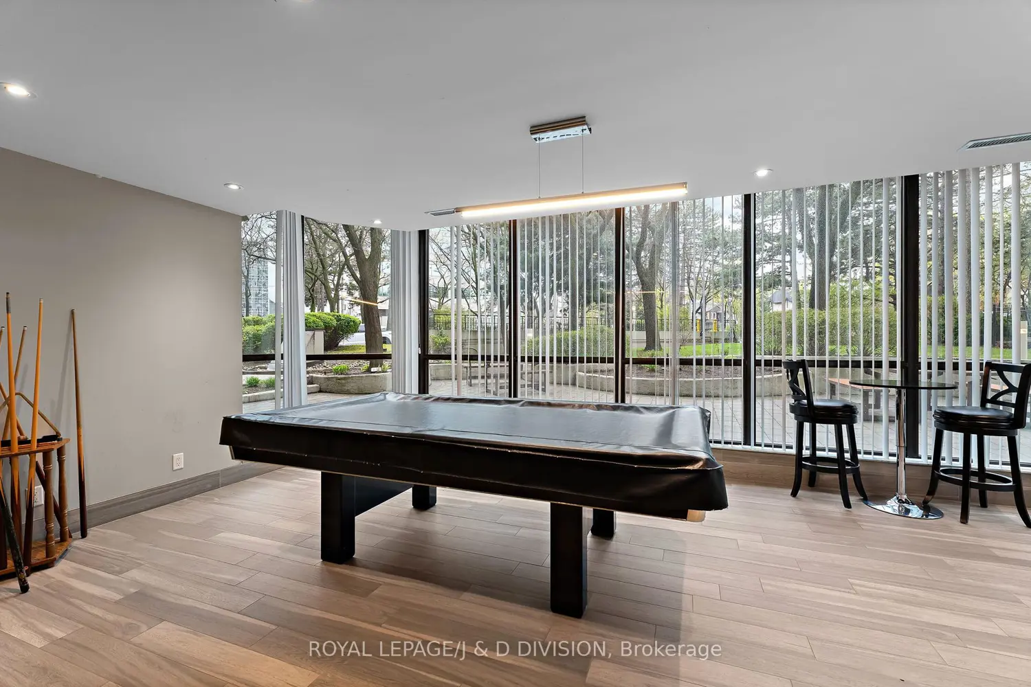 Additional image 10 of 33 Elmhurst Avenue 1201