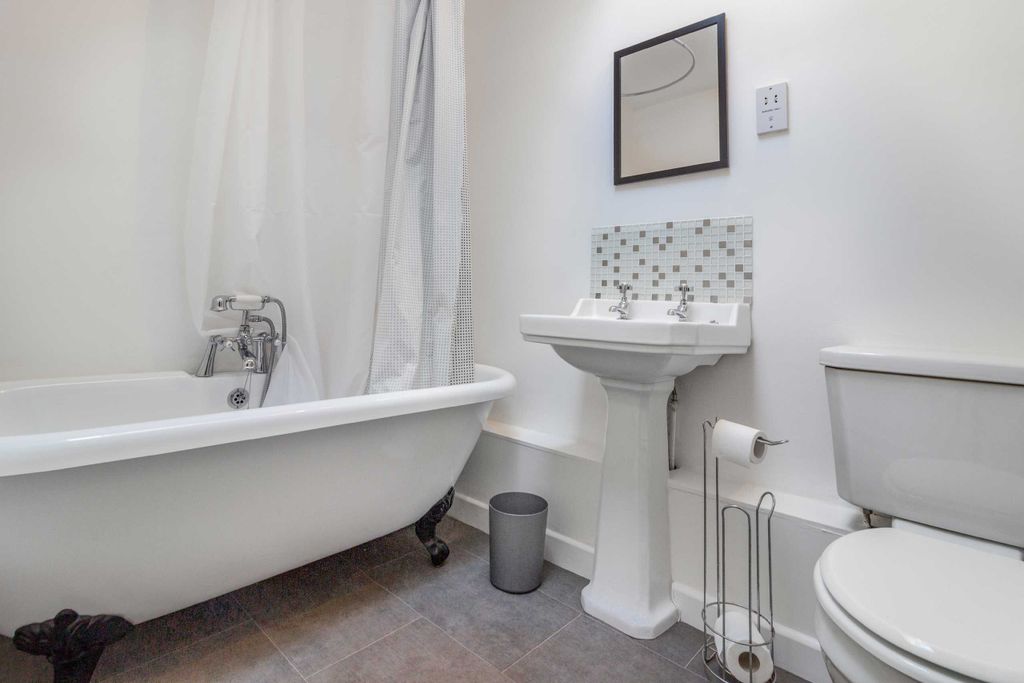 Additional image 14 of 3 bed terraced house to rentUsk, Monmouthshire NP15