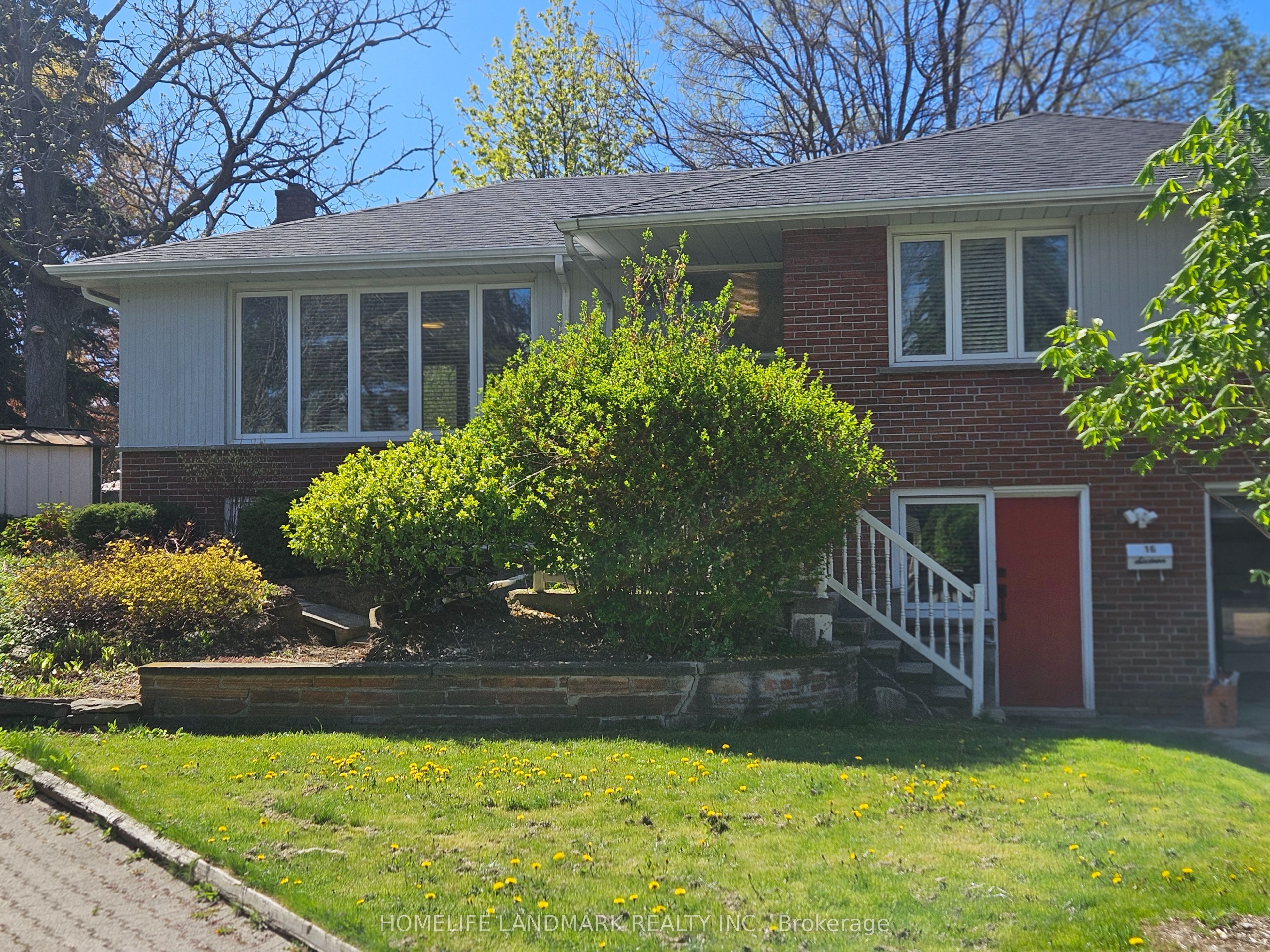 Additional image 3 of 16 Donewen Court, Toronto, ON, M4A 1P8