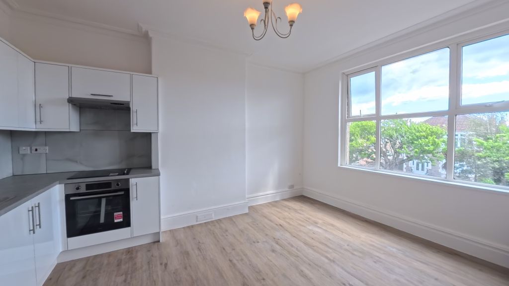 Additional image 2 of 2 bed flat to rentCharlton Road, Weston-Super-Mare BS23