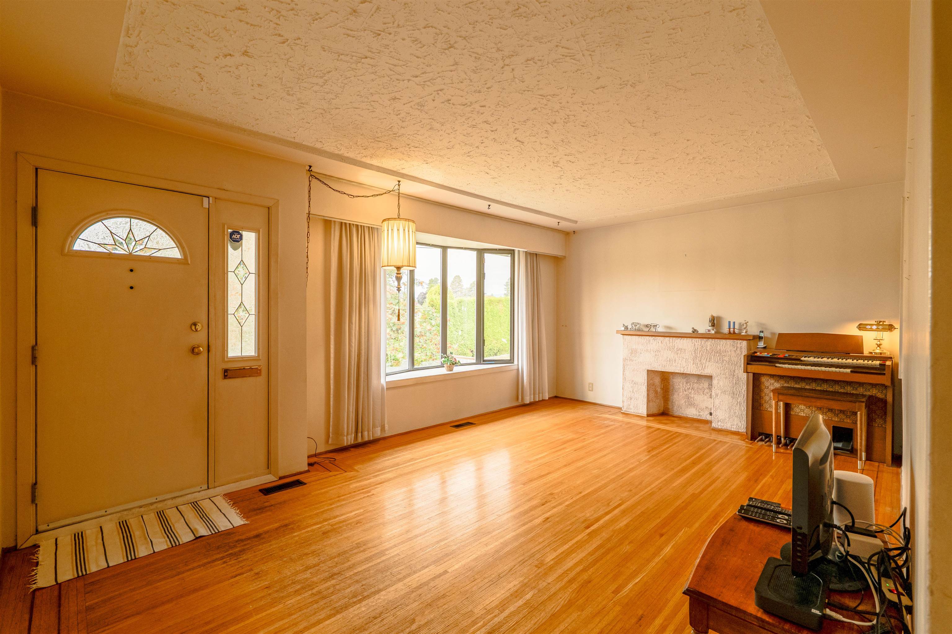 Additional image 4 of 4638 Royal Oak Avenue, Burnaby, BC, V5G 3M5