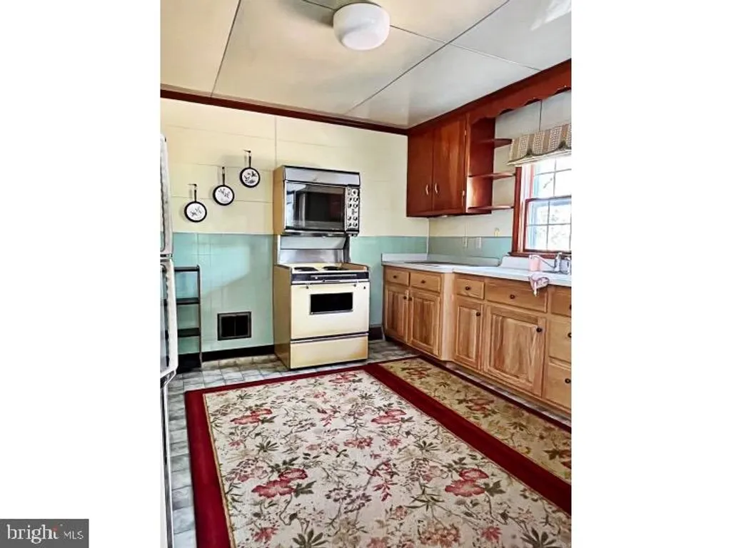 Additional image 4 of 646 W Glenwood Avenue, Smyrna, DE 19977