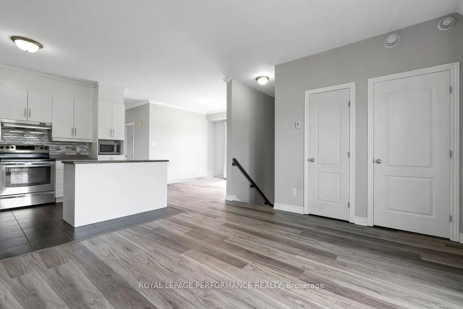 Additional image 5 of 181 Bourdeau Boulevard 3