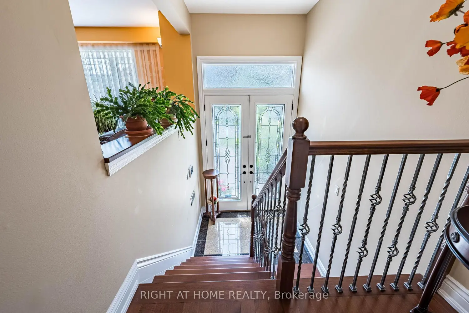 141 Dollery Court photo 2
