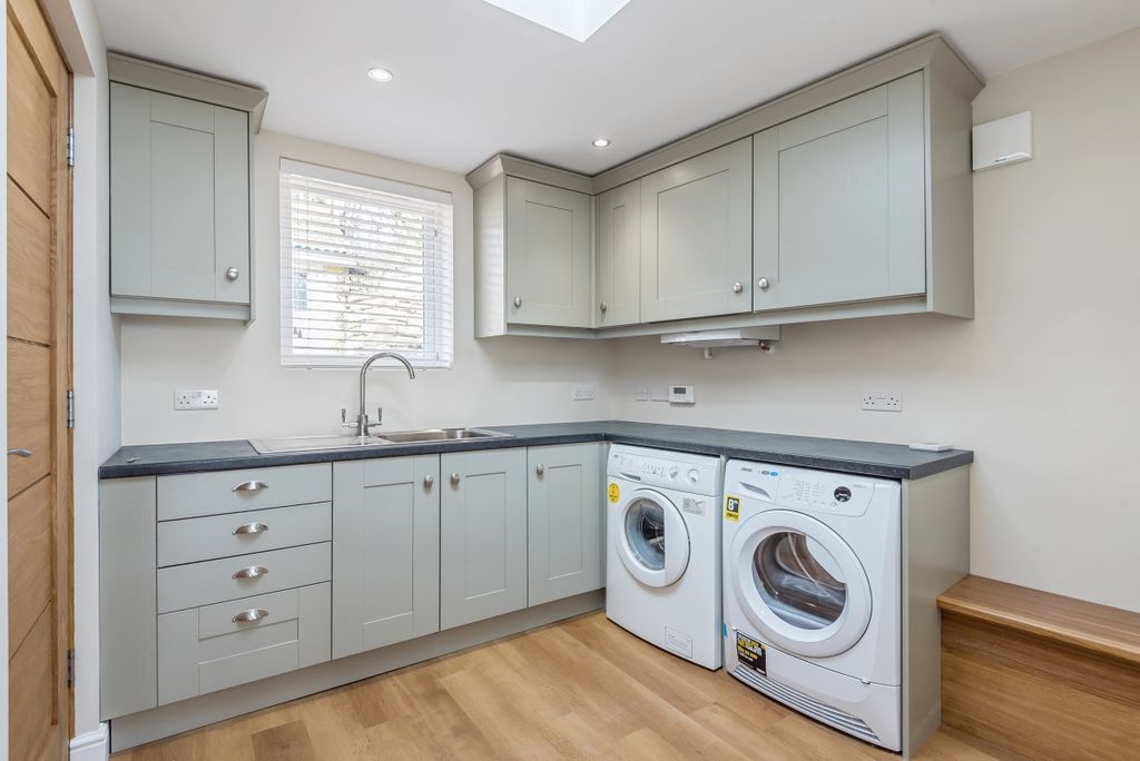 Additional image 10 of 3 bed bungalow to rentCottles Lane, Turleigh, Bradford-On-Avon BA15