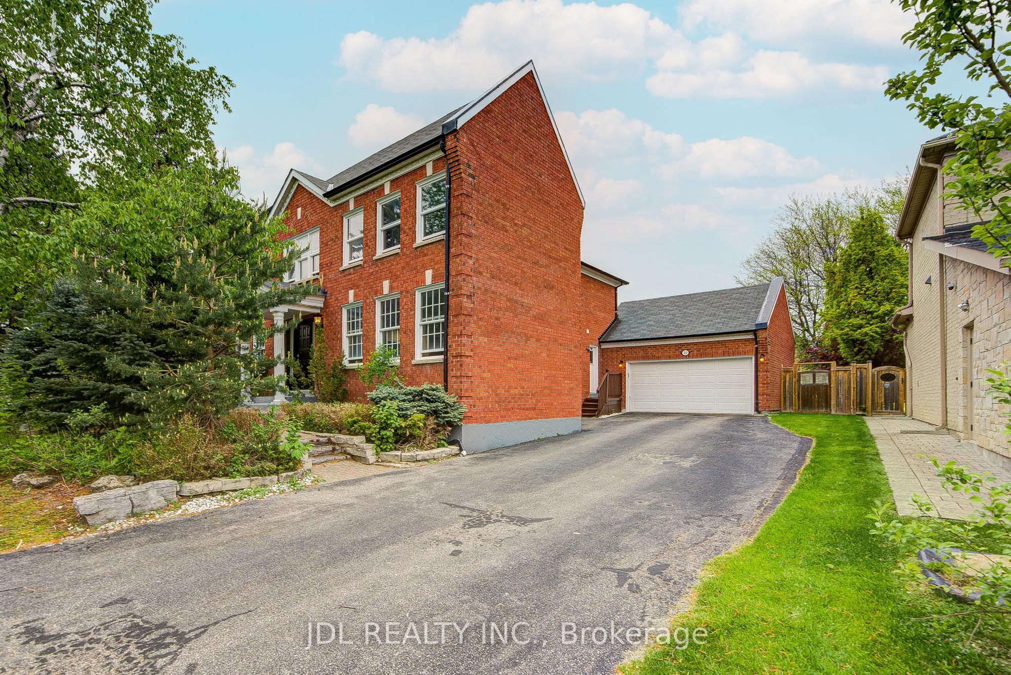 Additional image 3 of 22 Hillholm Boulevard, Richmond Hill, ON, L4B 2J3