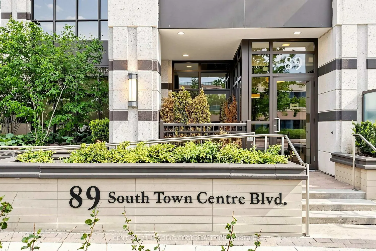 Additional image 8 of 89 South Town Centre Boulevard 1801