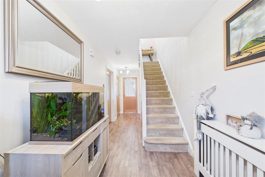 Additional image 4 of 4 bed detached house to rentMercers Way, Alnwick NE66