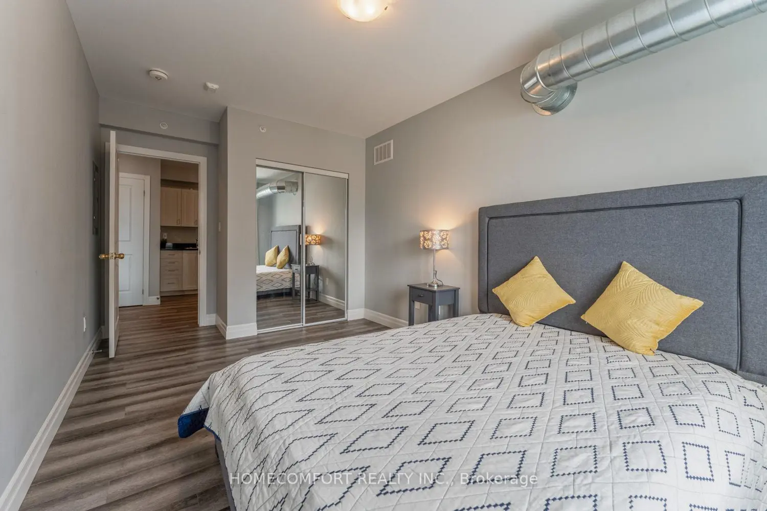 Additional image 15 of 501 Frontenac Street 418