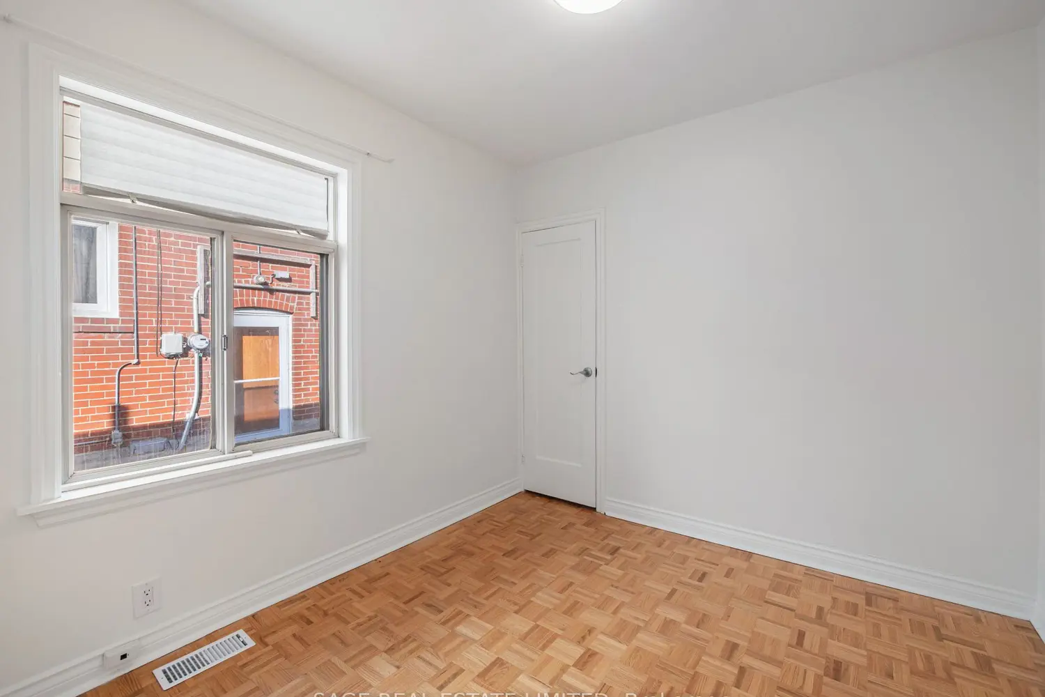 Additional image 6 of 521 Glen Park Avenue