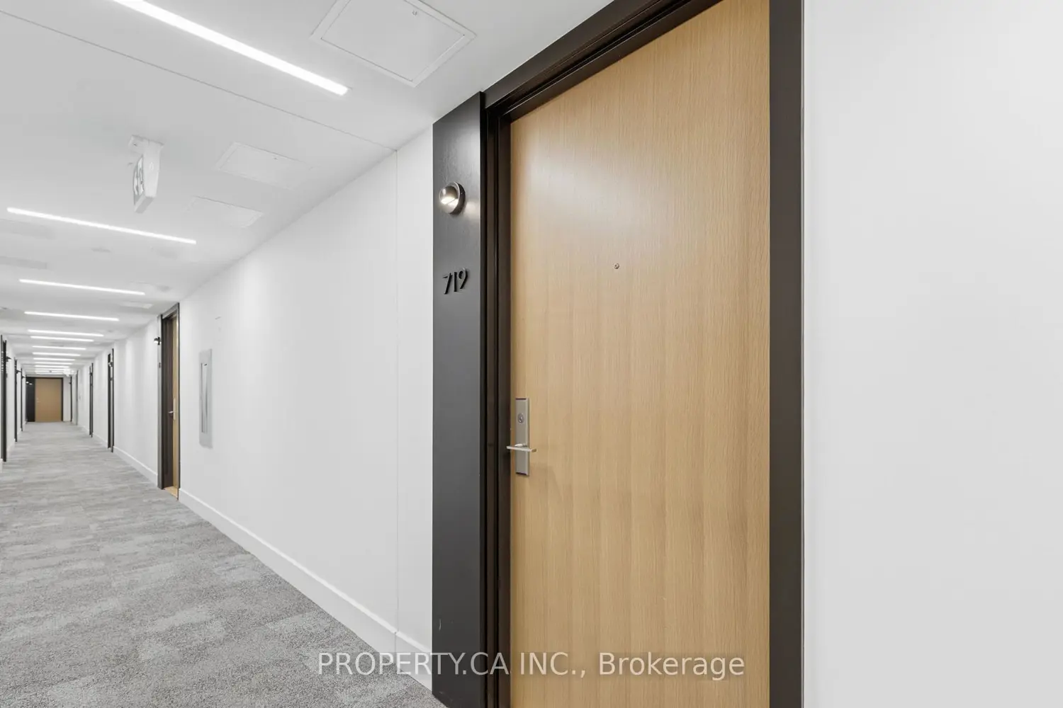 150 Logan Avenue 719 photo 3