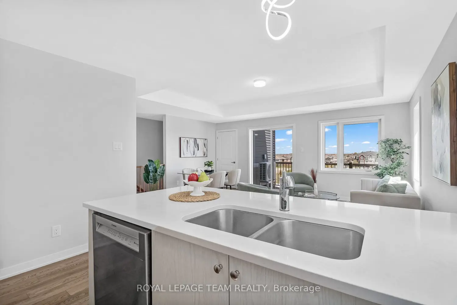 Additional image 7 of 416 Parnian Private