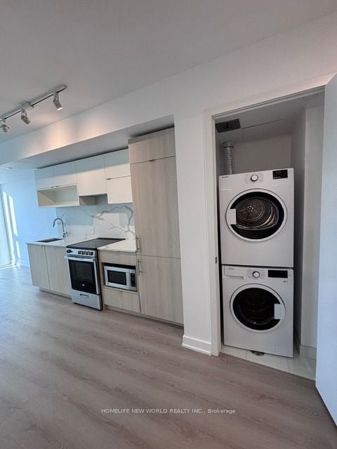 Additional image 4 of 1707-100 Queen Street E, Toronto, ON, M5C 0B5