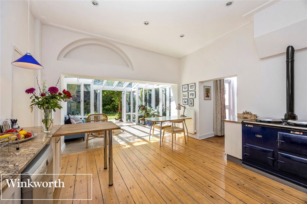 Additional image 7 of 4 bed flat for saleSussex Square, Brighton, East Sussex BN2