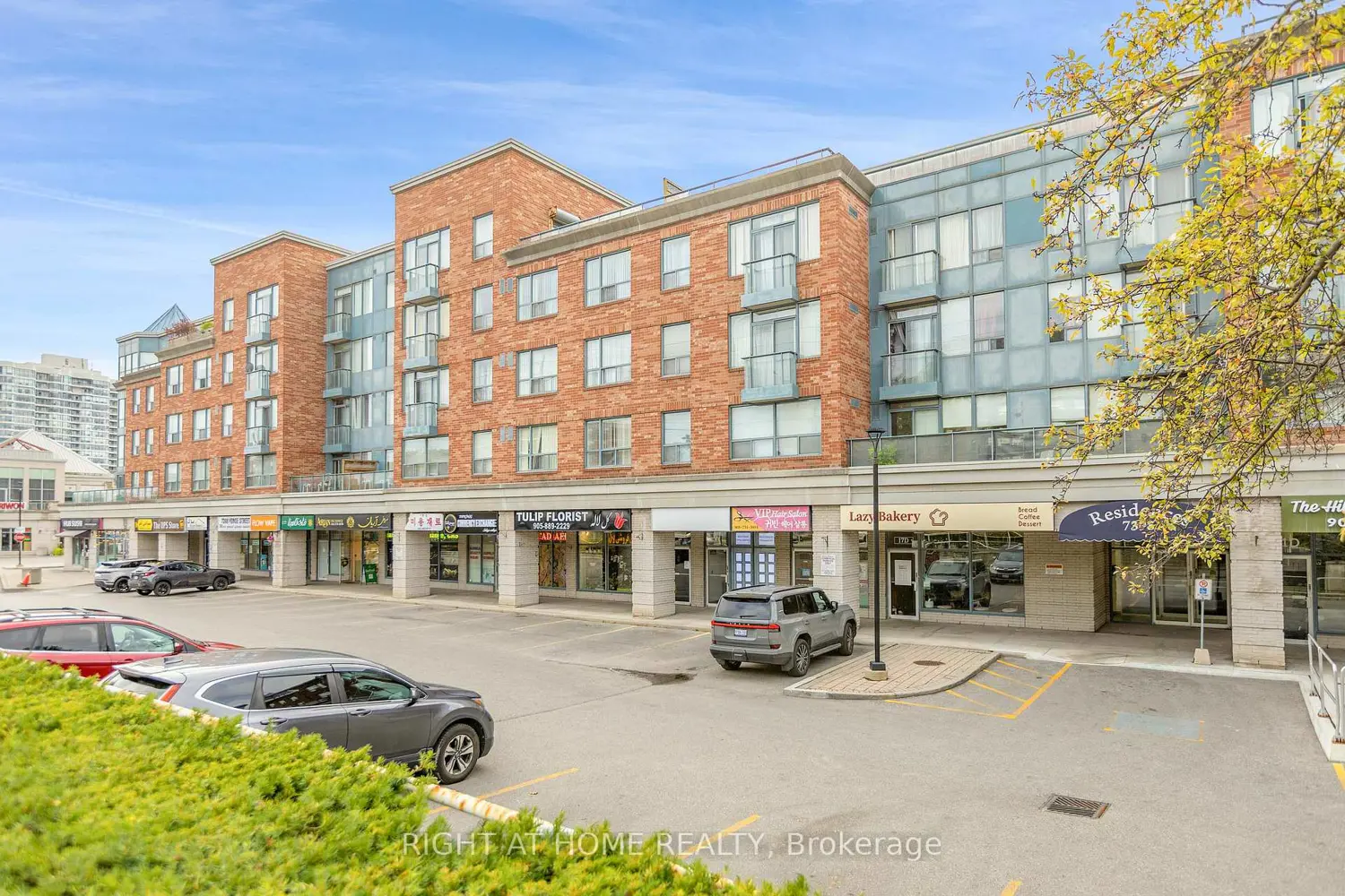 7398 Yonge Street 107A
