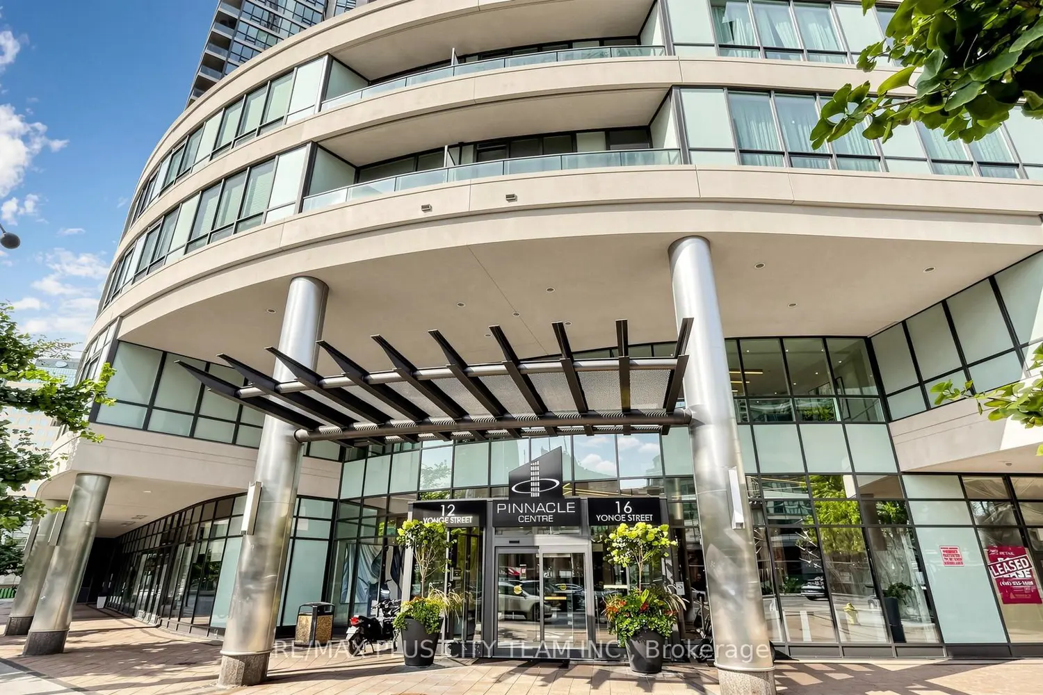 Additional image 8 of 16 Yonge Street 2604