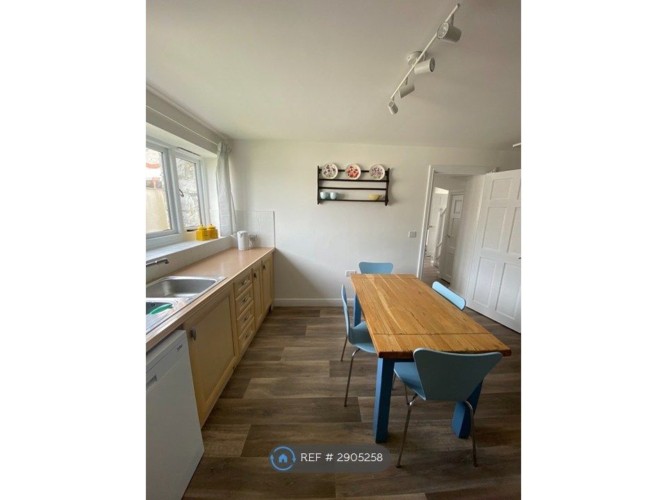 Additional image 3 of 3 bed detached house to rentLower Norton Lane, Kewstoke, Weston-Super-Mare BS22