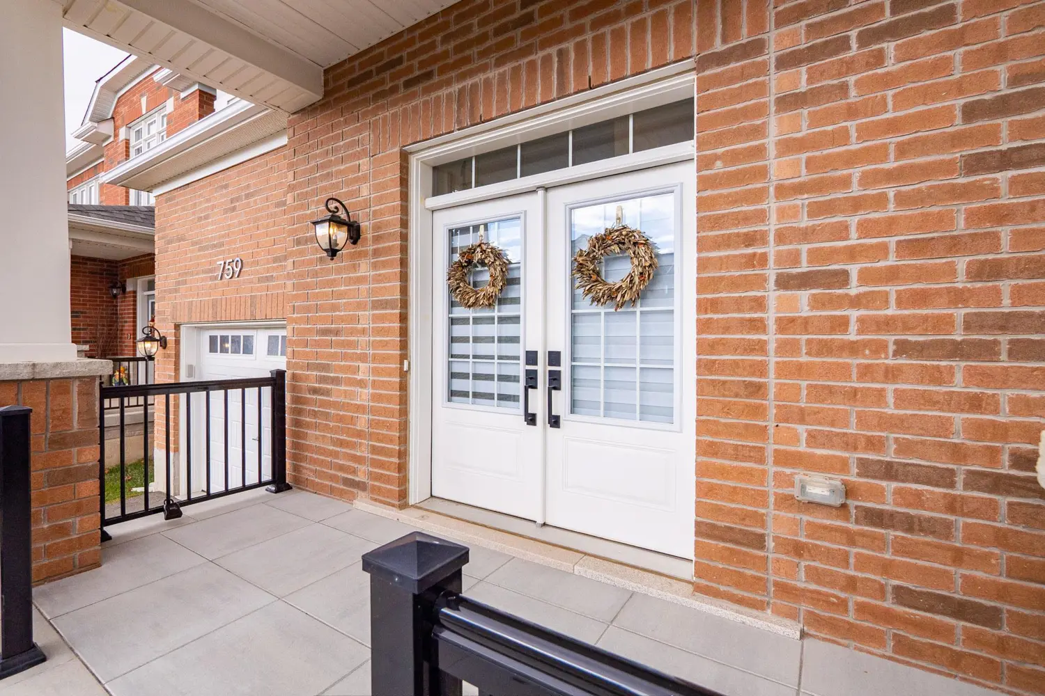 759 Aspen Terrace photo 2
