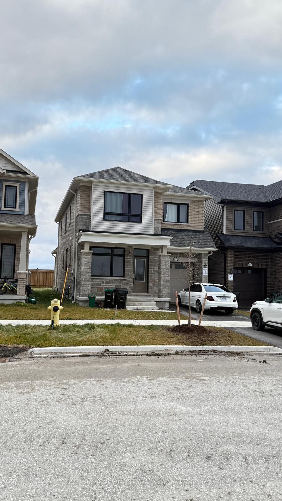 163 Fenchurch Manor, Barrie, ON, L9J 0W9