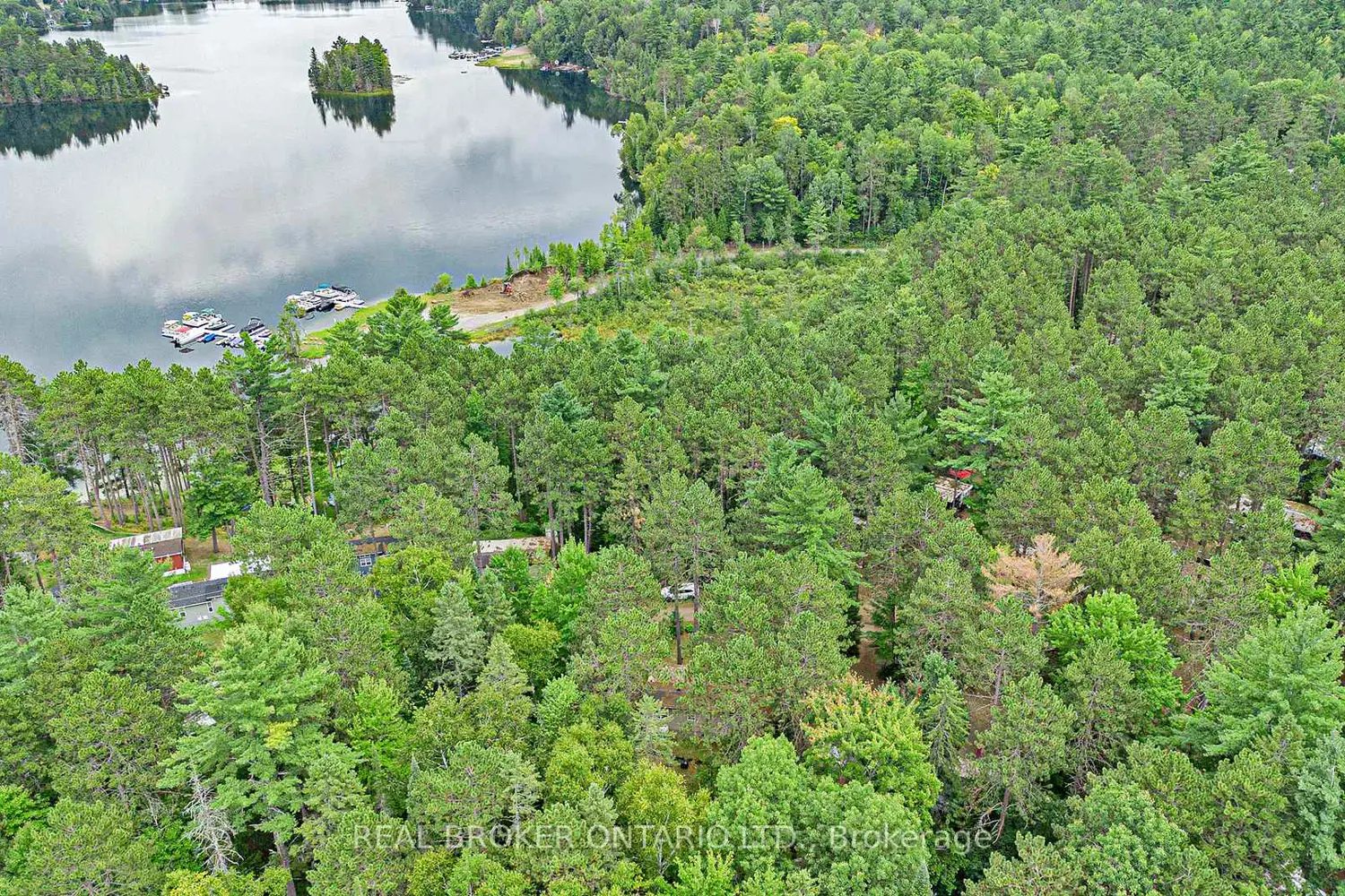 Additional image 19 of 240 Pinewood Park Road H10