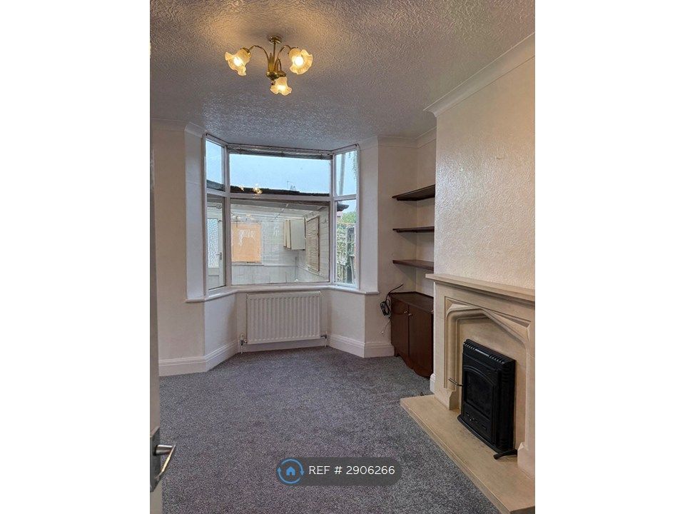 Additional image 3 of 3 bed semi-detached house to rentAuckland Road, Scunthorpe DN15