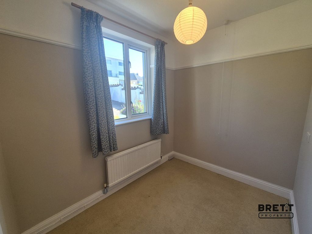 Additional image 10 of 4 bed detached house to rent14 Pointfields Crescent, Hakin, Milford Haven, Pembrokeshire. SA73