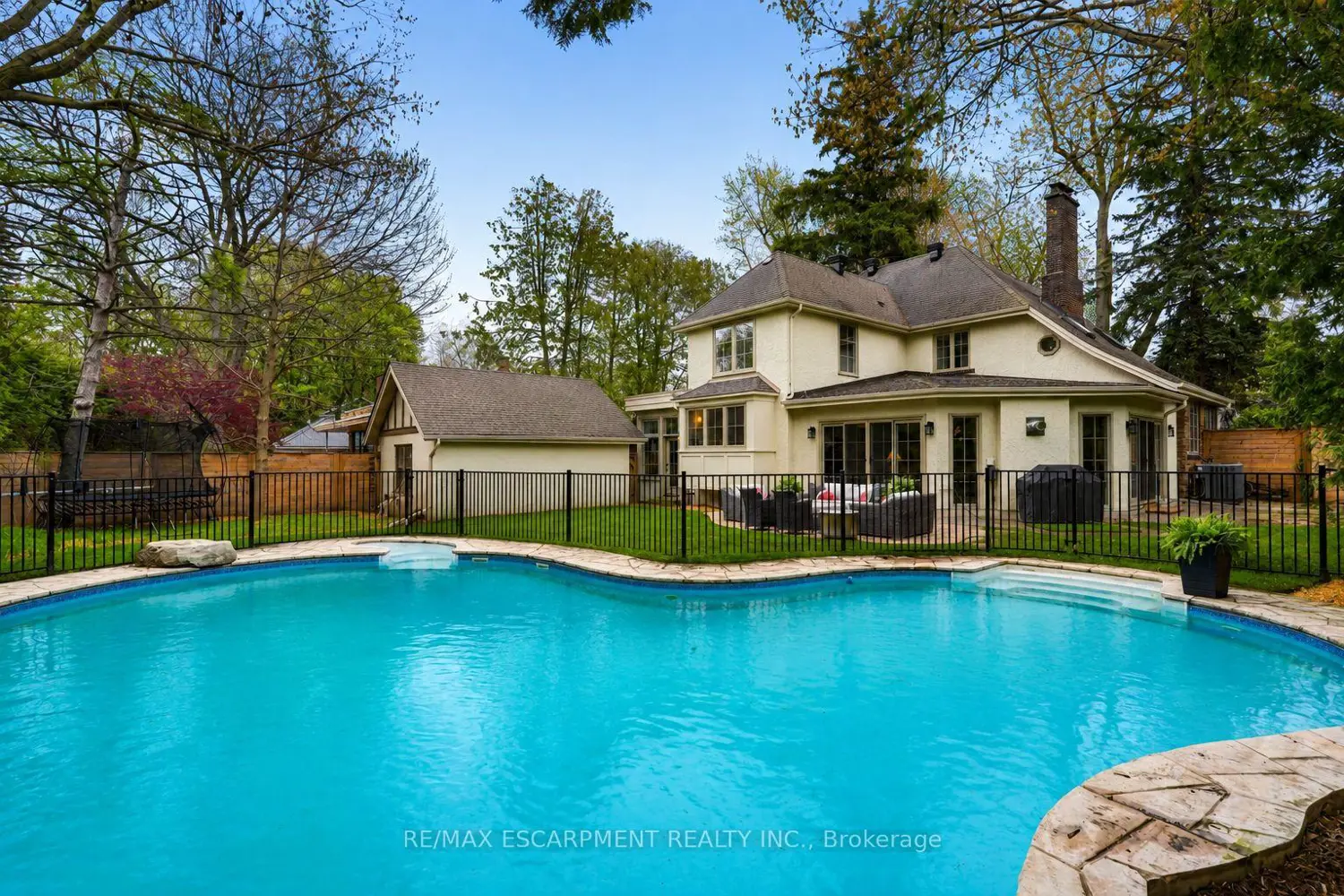 Additional image 19 of 3081 Balmoral Avenue