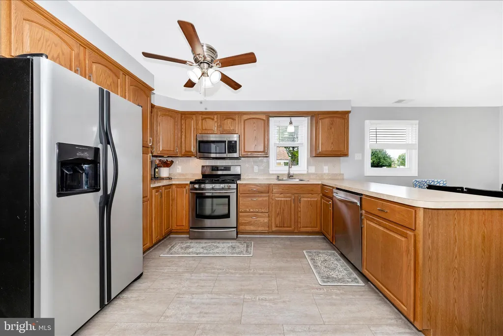 Additional image 11 of 98 Summers Drive, Middletown, MD 21769