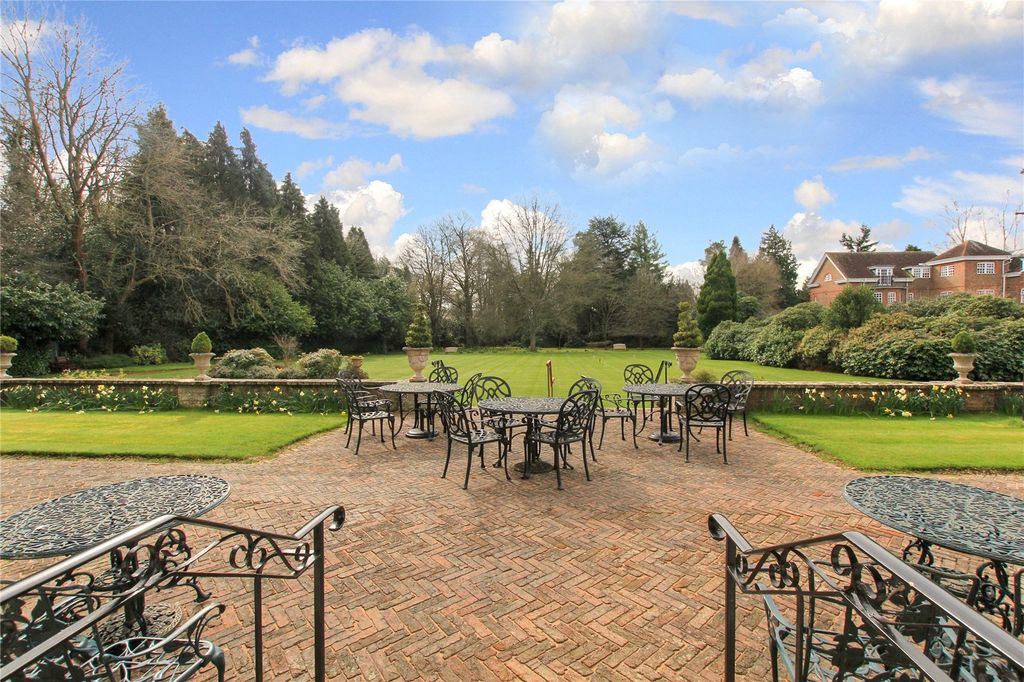 Additional image 19 of 3 bed detached house for salePriestland Gardens, Castle Village, Berkhamsted, Hertfordshire HP4