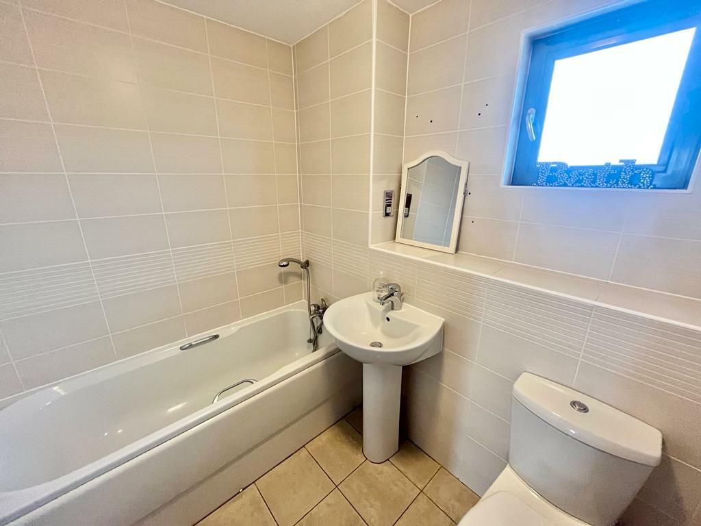 Additional image 9 of 2 bed flat to rentFishermans Way, Maritime Quarter, Swansea SA1