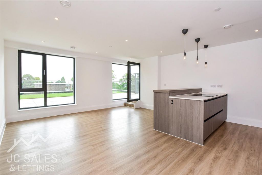 Additional image 4 of 2 bed flat to rentHallam Towers, Fulwood Road, Sheffield S10