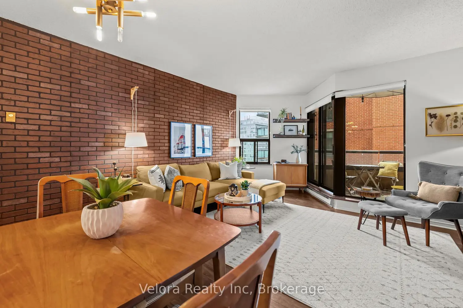 Additional image 5 of 556 Laurier Avenue 1604