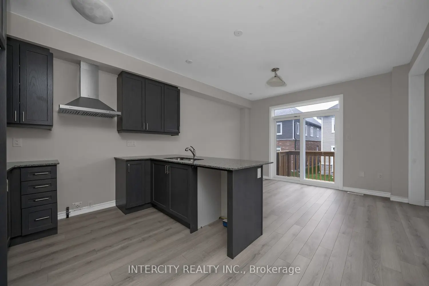 Additional image 6 of 83 Mcgill Avenue