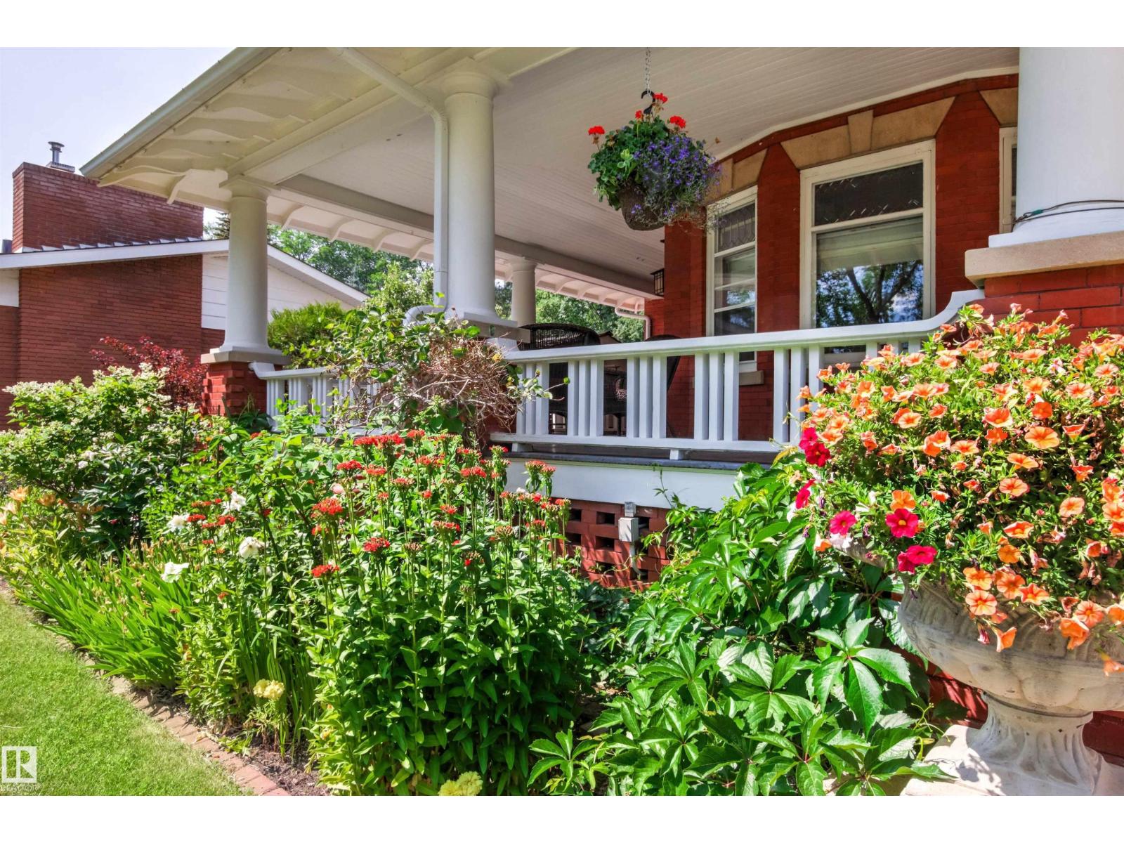 Additional image 5 of 6210 Ada Boulevard NW, Edmonton, AB, T5W4P1