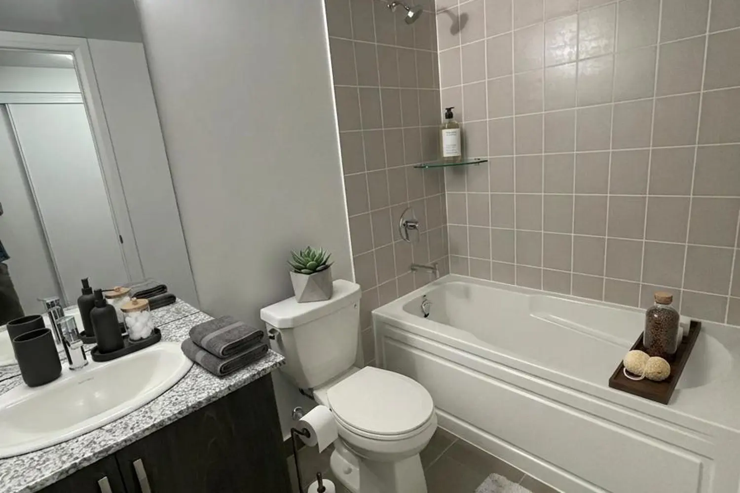 Additional image 7 of 20 Meadowglen Place 522